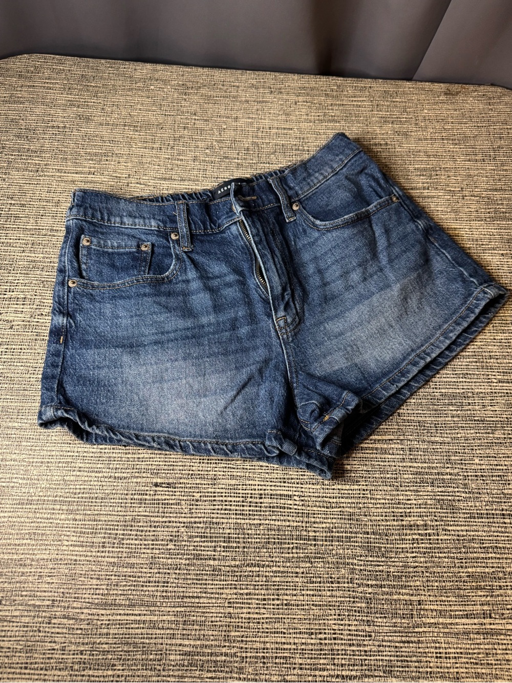 Aeropostale Mom Shorts Distressed Denim Shorts in Medium Blue Wash